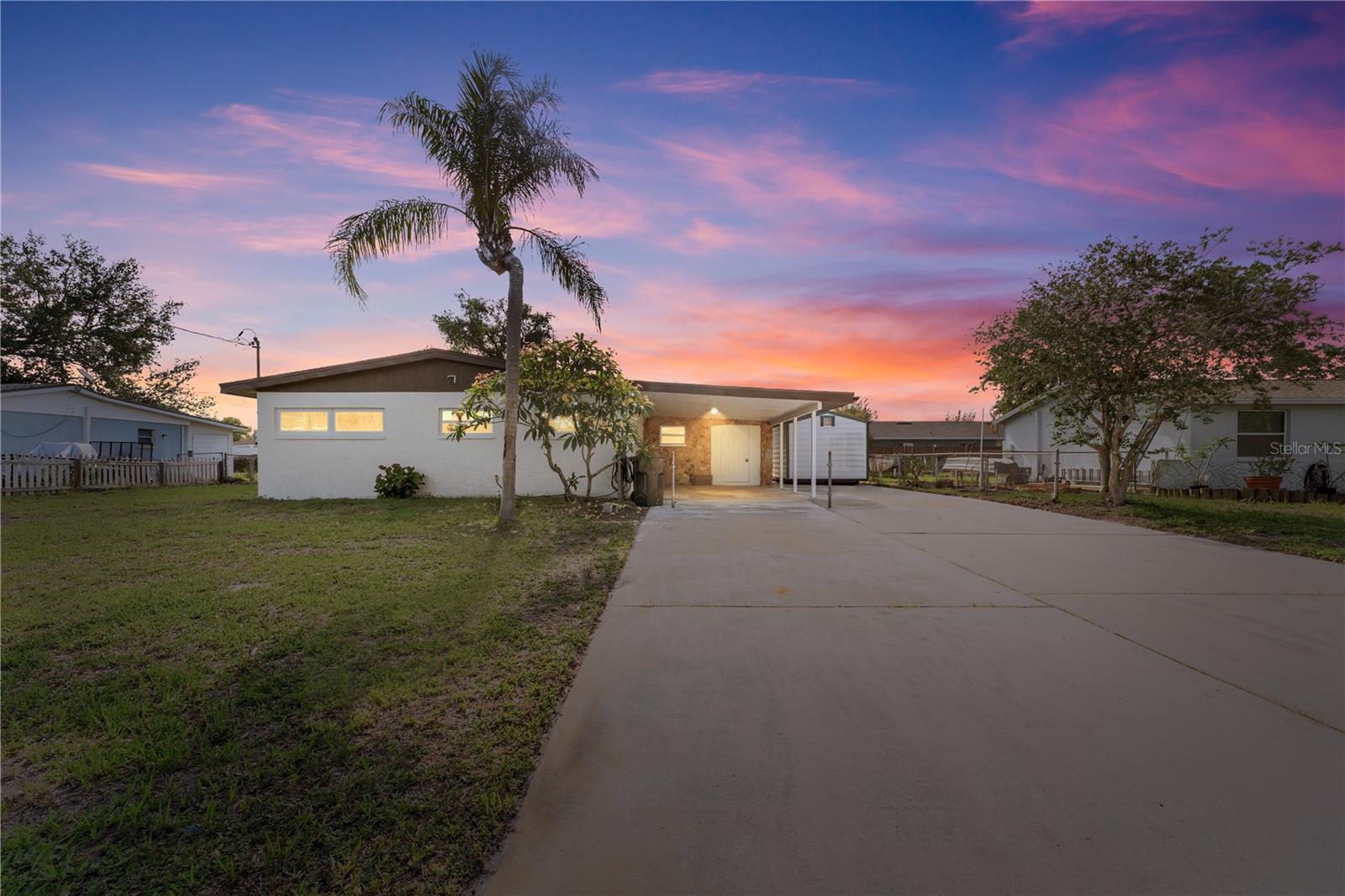 6221 Florida Cir E photo 1