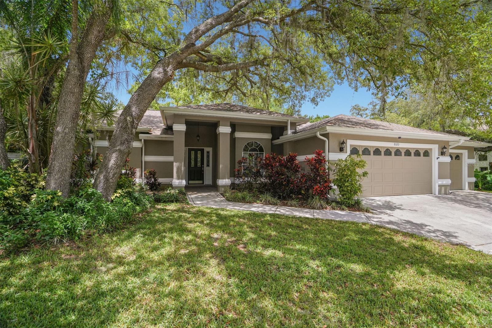 8020 Moonlight Ln photo 1