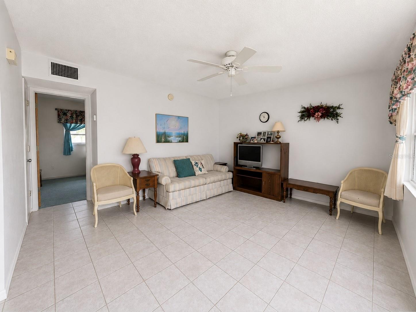 250 Rosery Rd NW #328
