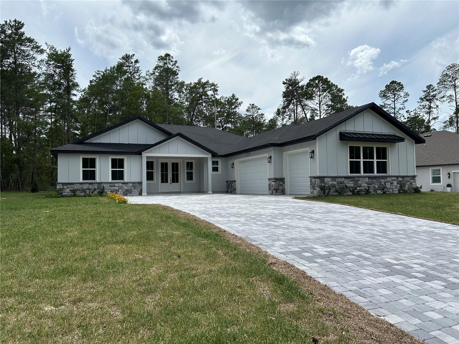 11309 Snow Lark Ave