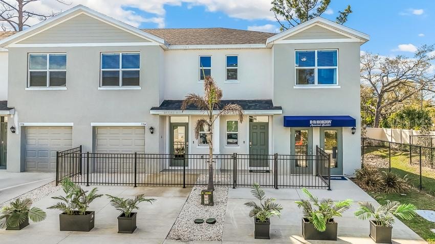 7624 42nd Ln N photo 1