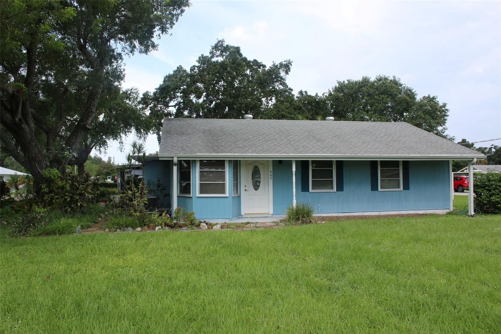407 N Pompano Ave photo 1