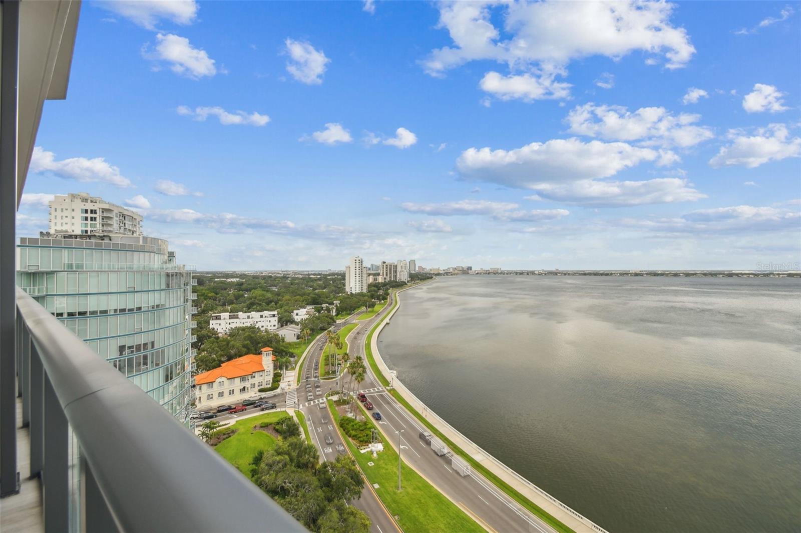 3101 Bayshore Blvd #1402 photo 1