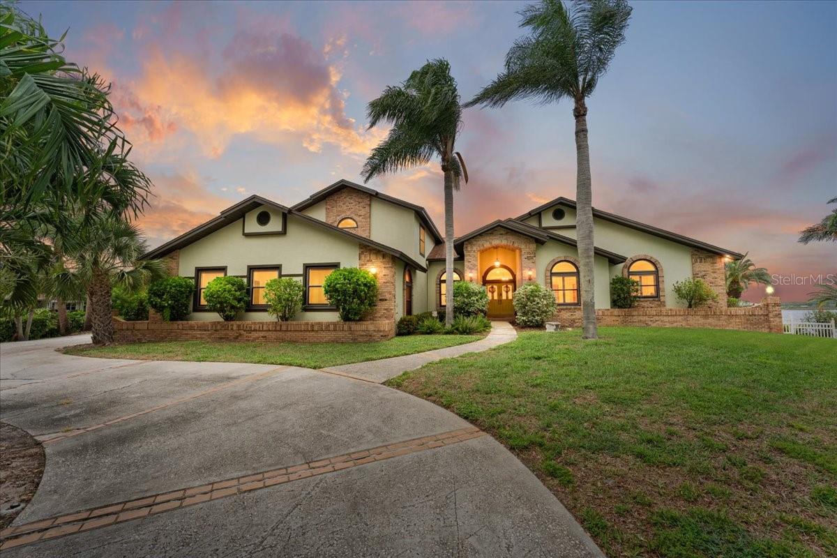 1589 Mary Ln