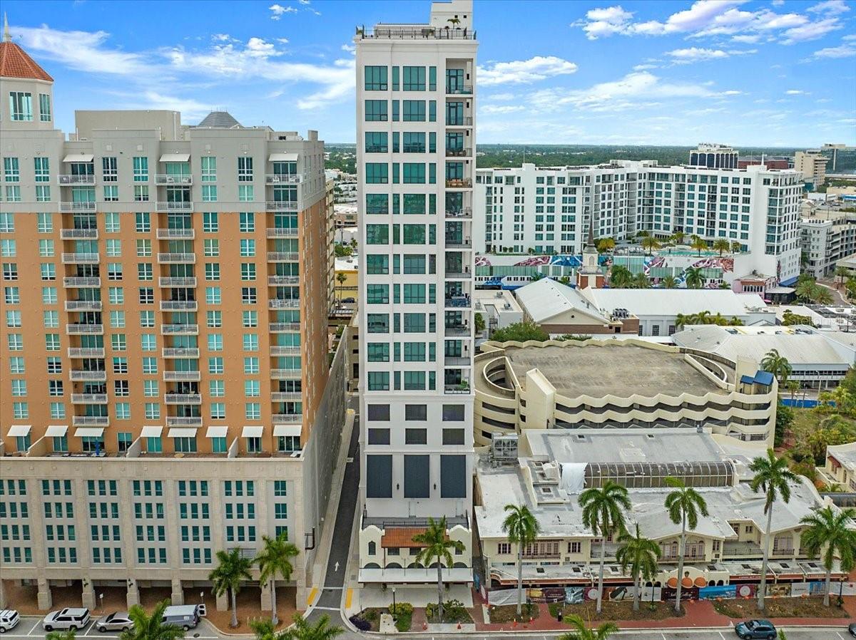 33 S Palm Ave #901