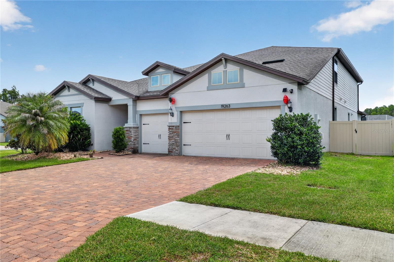 19263 Briarbrook Dr