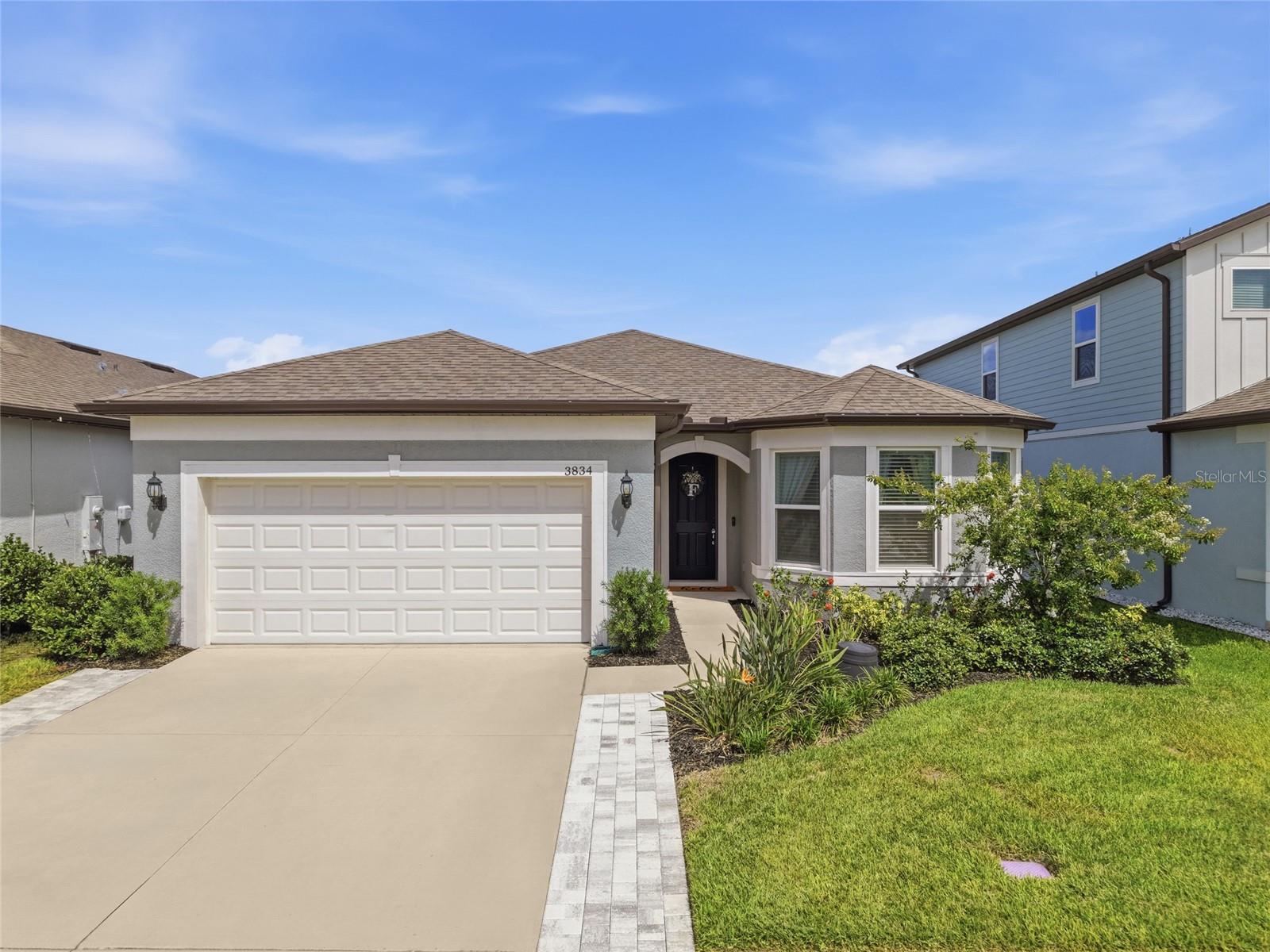 3834 Maple Bay Ln