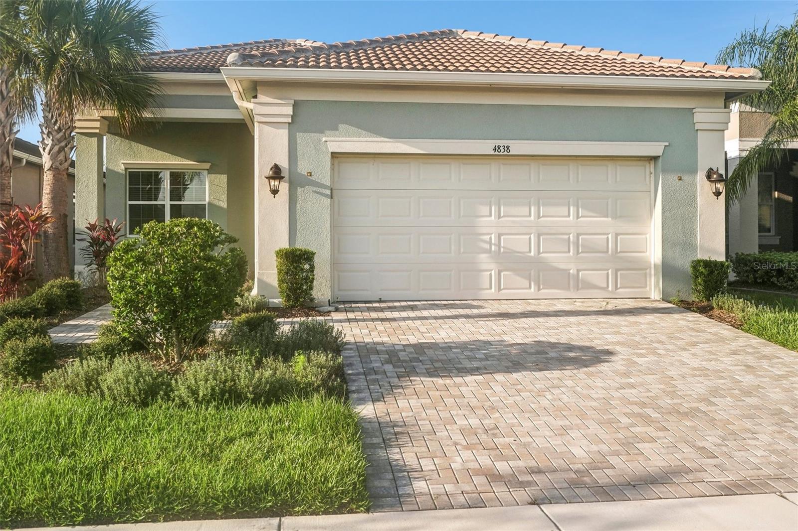 4838 Sevilla Shores Dr photo 1