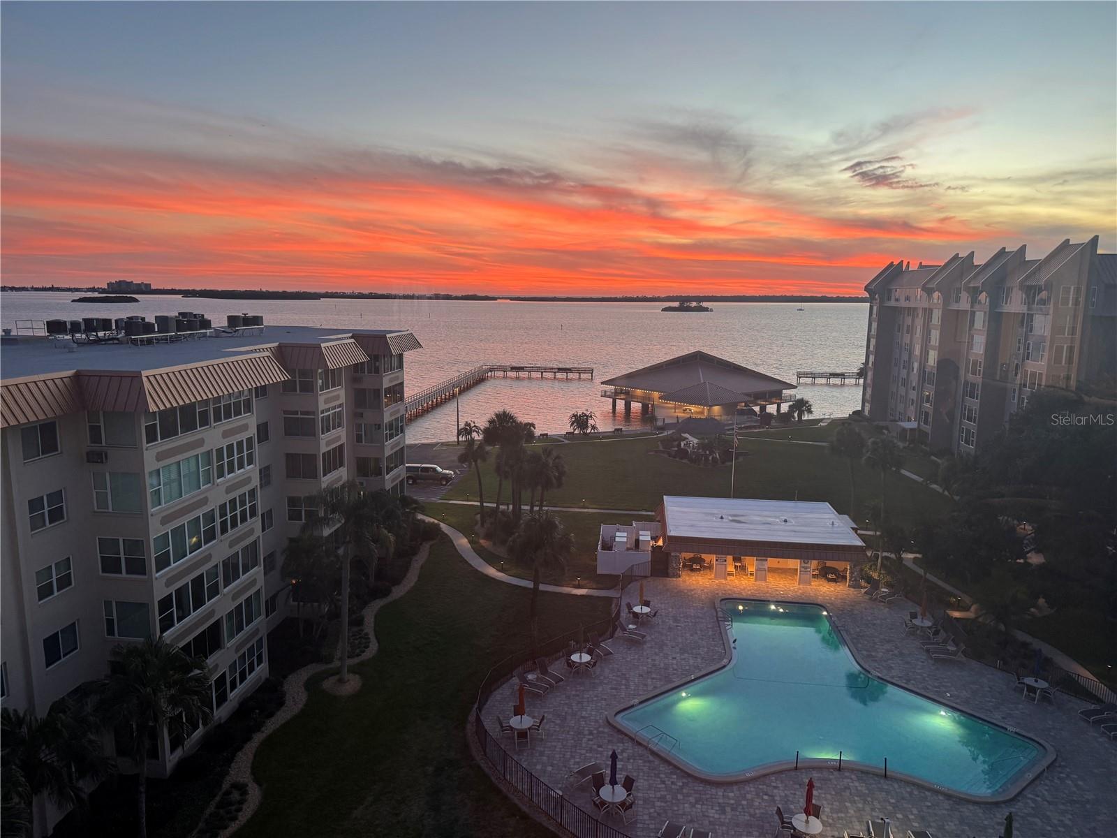 622 Edgewater Dr #823