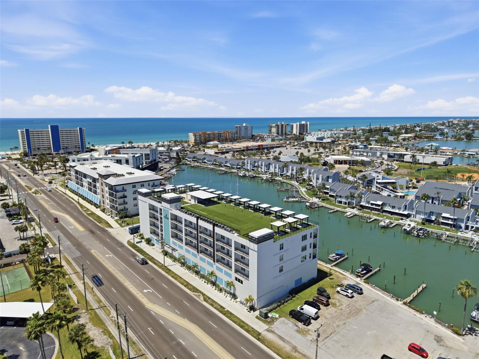 400 150th Ave #305