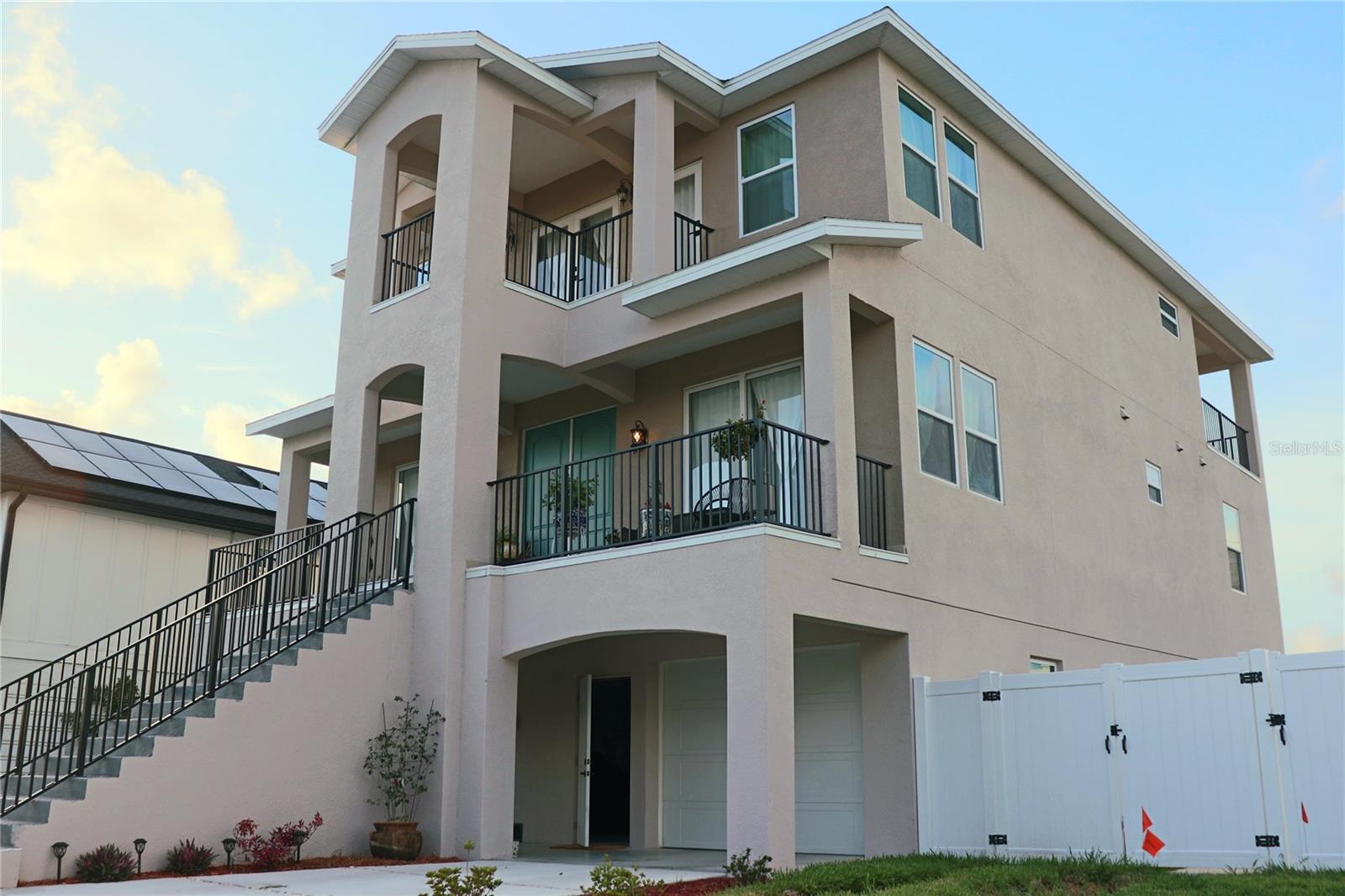 5324 Jobeth Dr