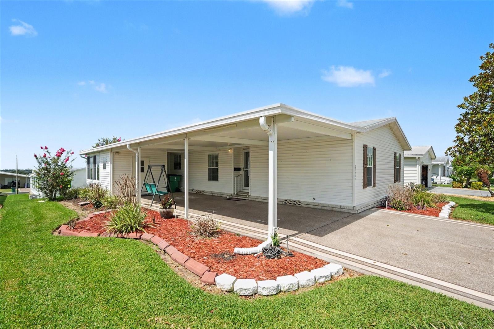 37536 Gill Ave photo 1