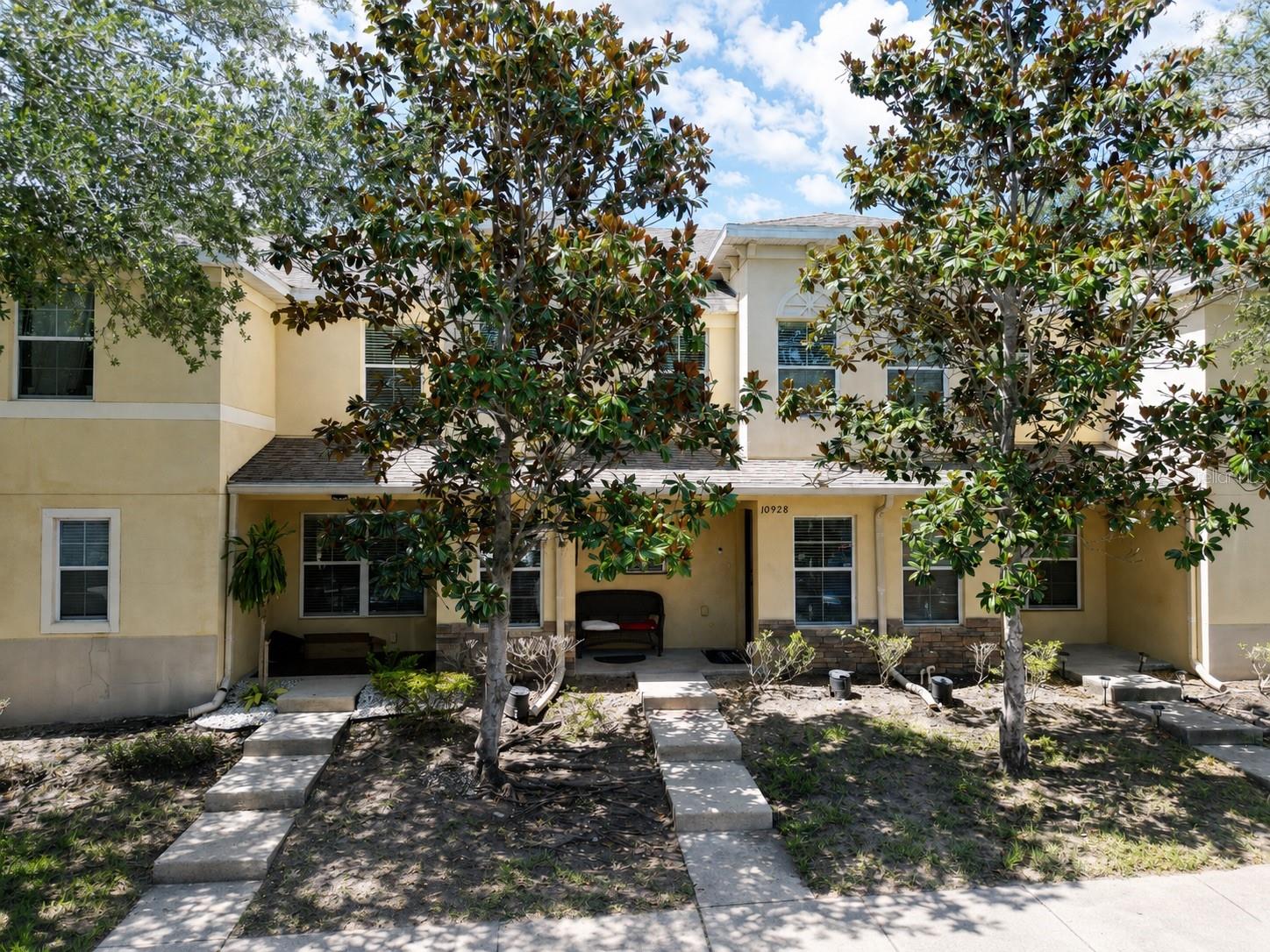 10928 Keys Gate Dr photo 1
