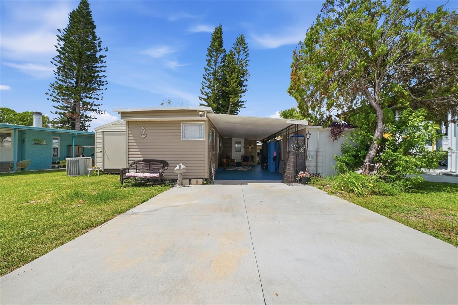 6439 Tower Dr