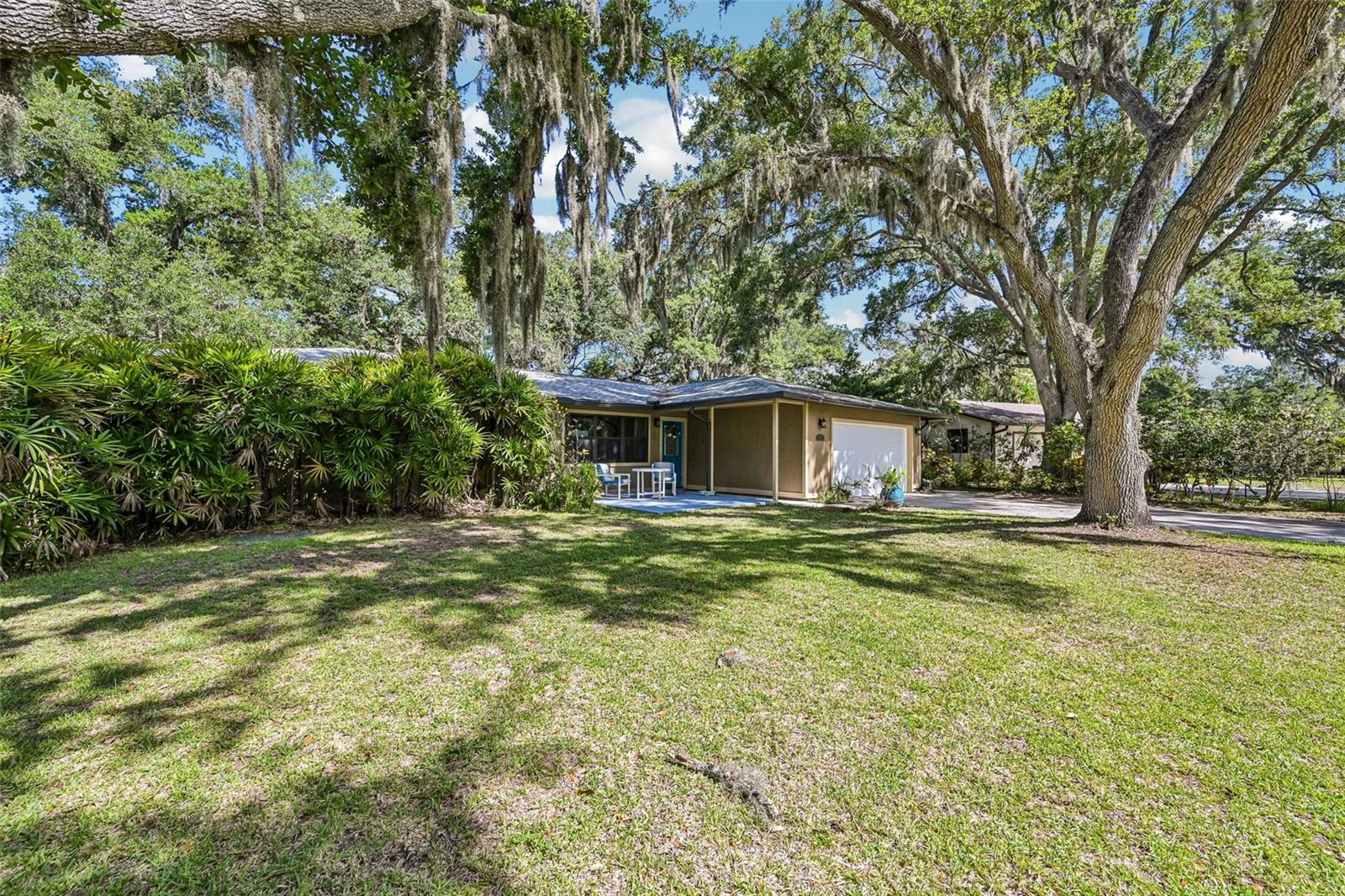 3304 Swaan Ln photo 1
