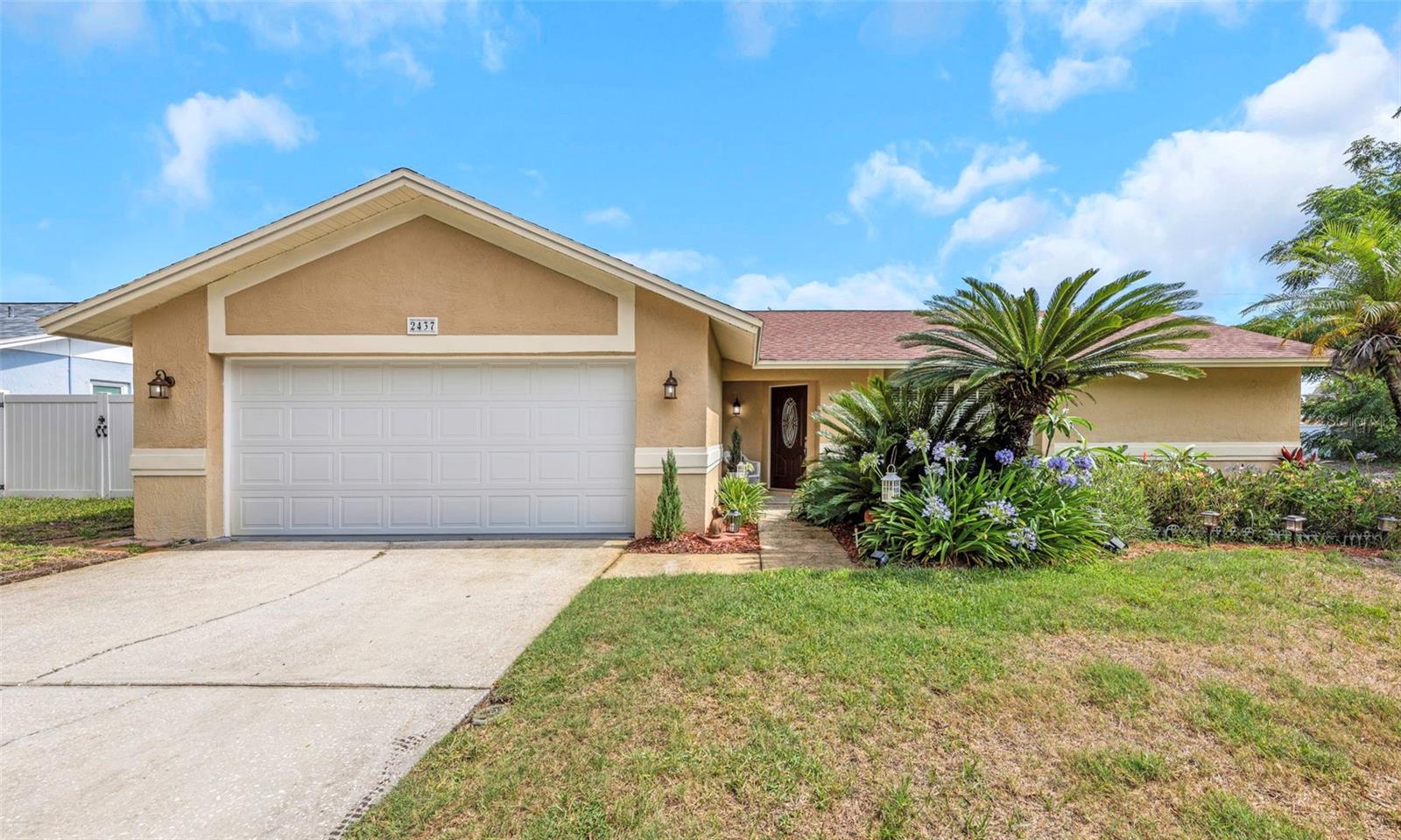 2437 Hawk Ave photo 1