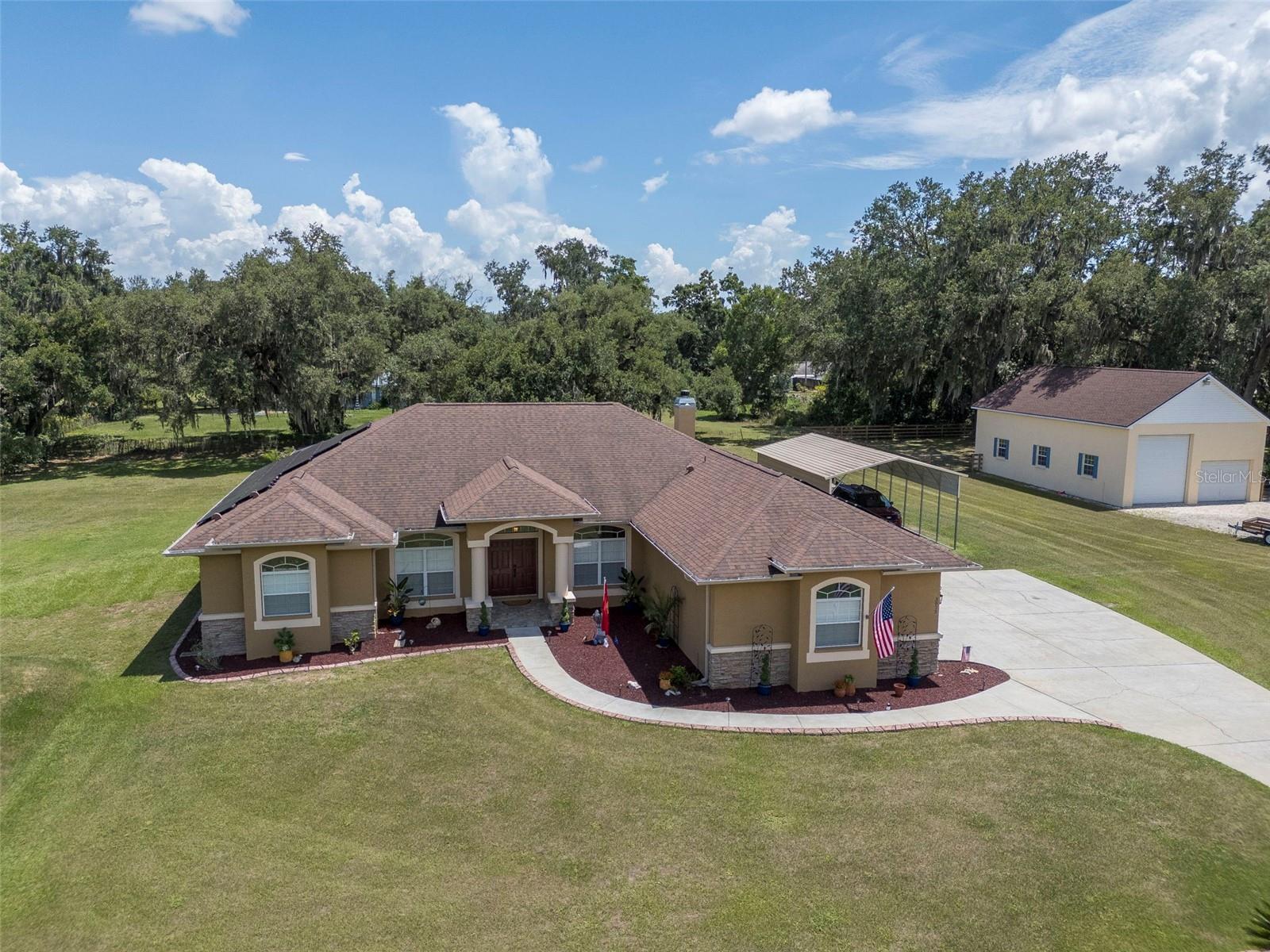 3823 Ancient Oak Trl