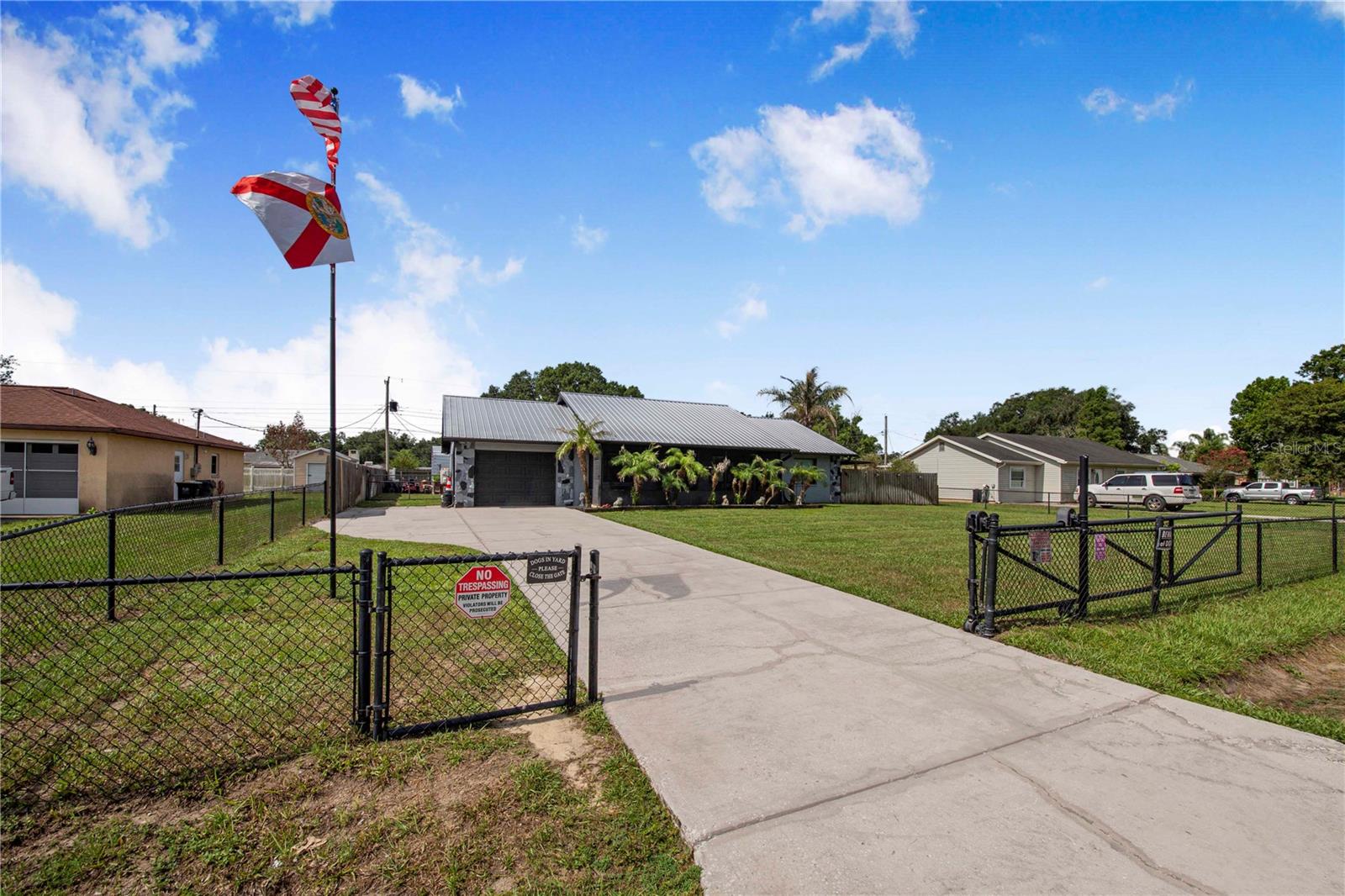 2426 View Way