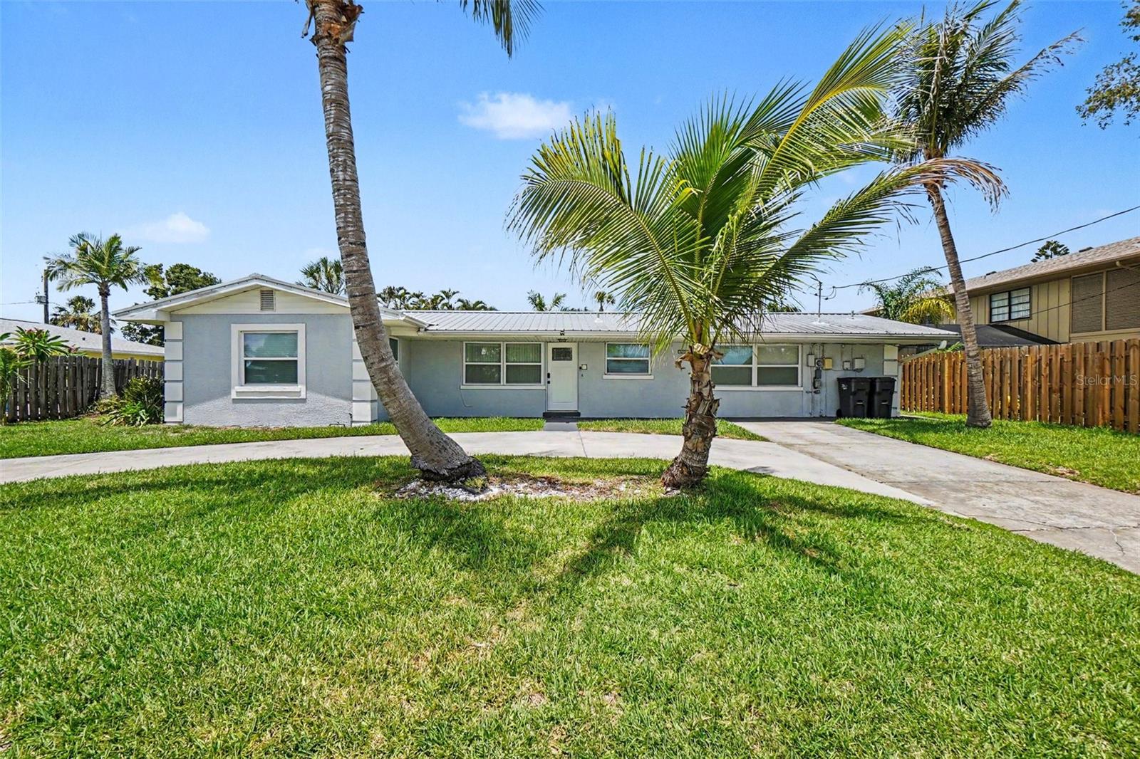 2009 Tarpon Rd photo 1