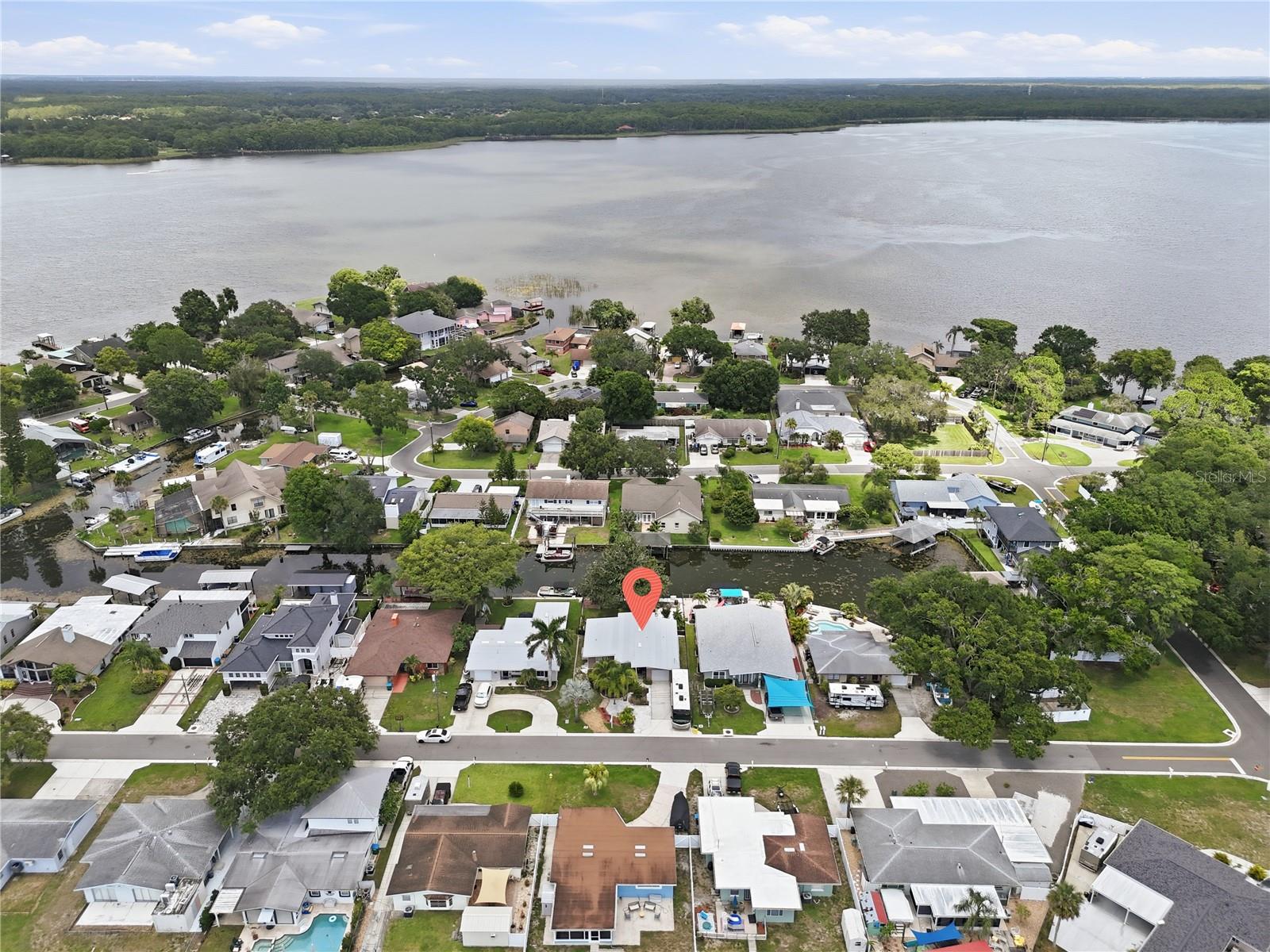 179 E Canal Dr photo 1