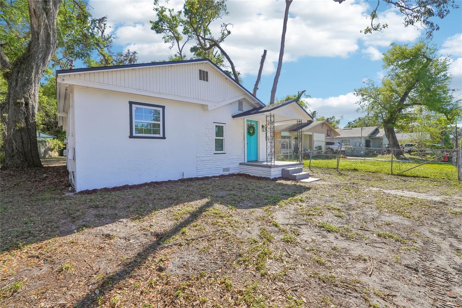 2111 E Ellicott St