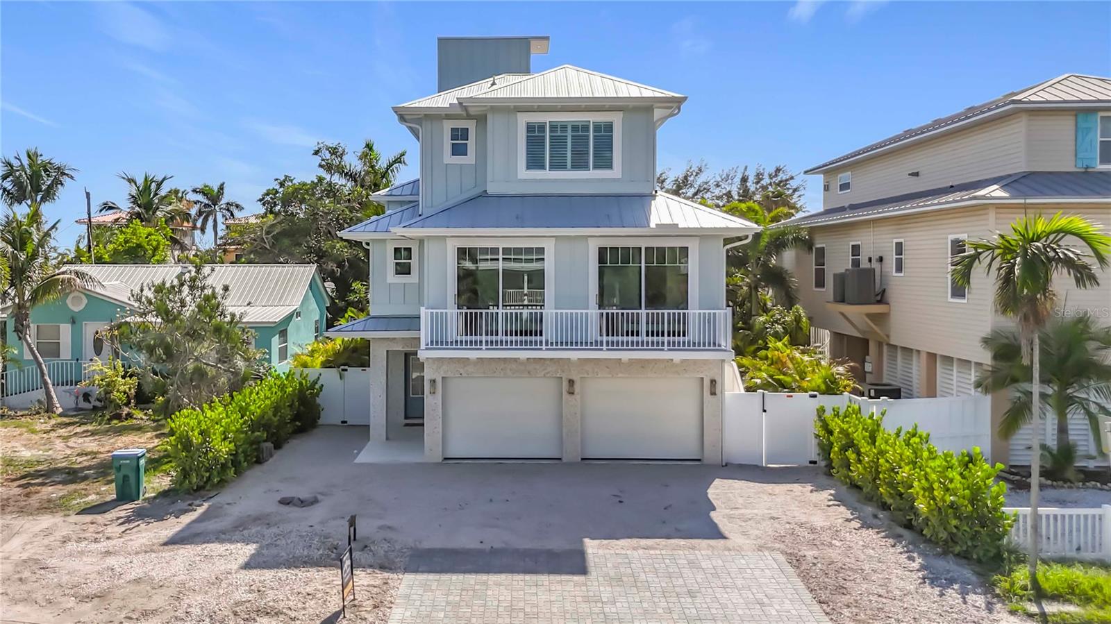 2918 Gulf Dr photo 1