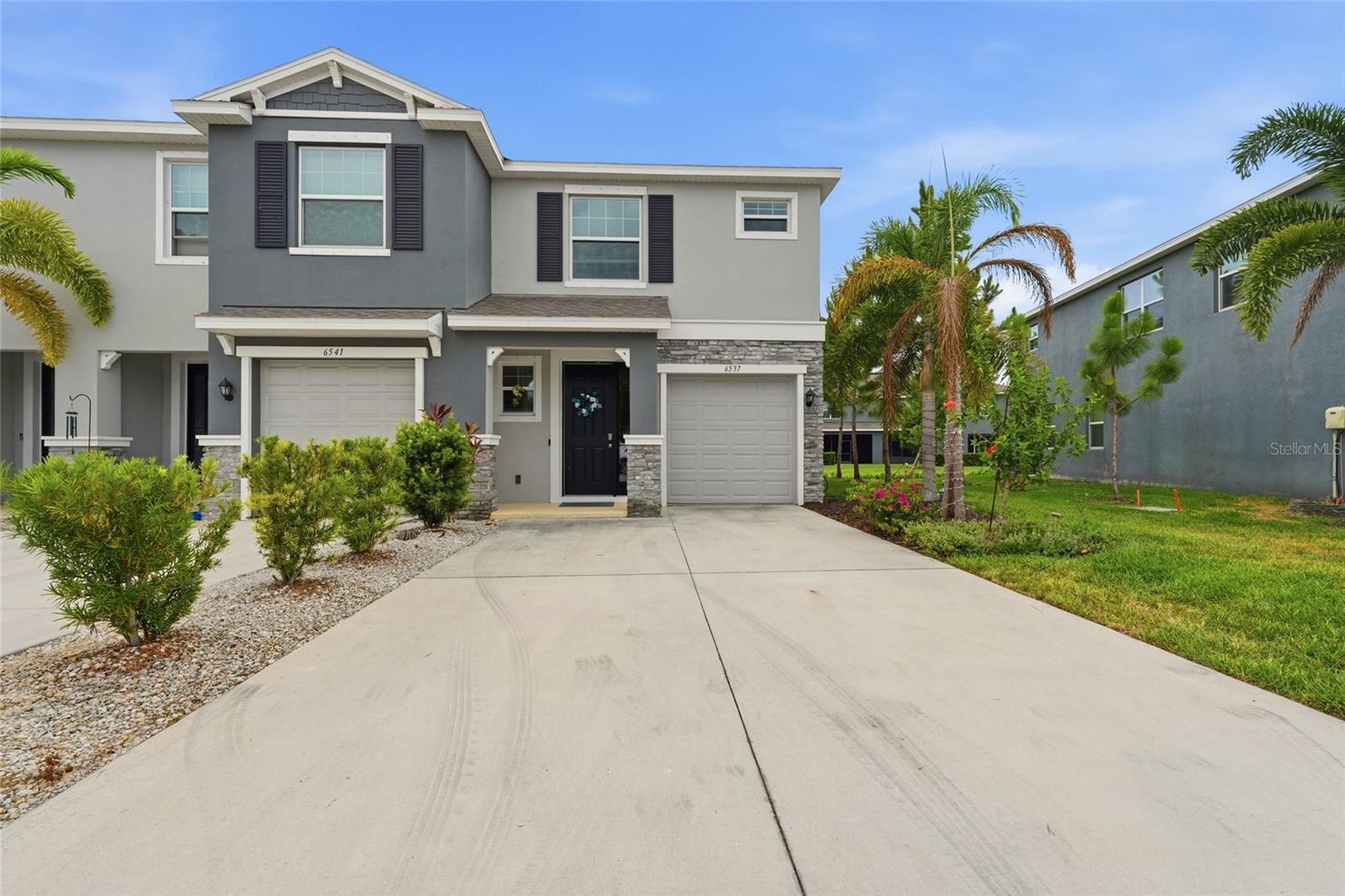 6537 Serenity Fall Ln photo 1