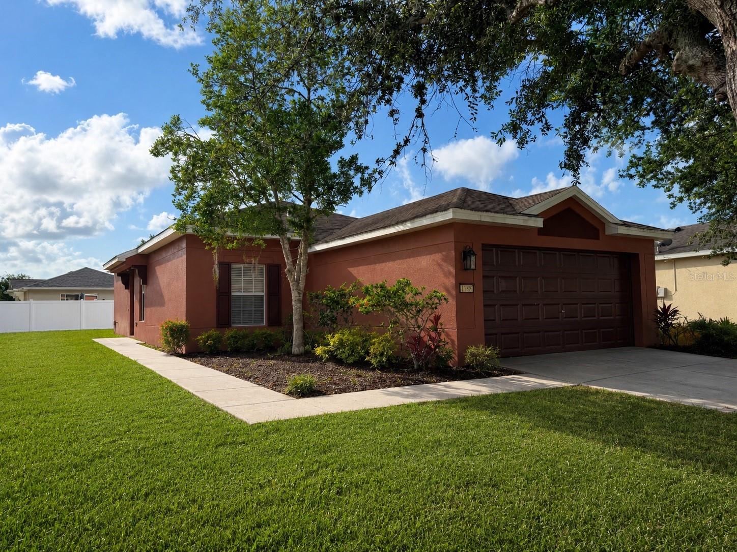 1188 Three Leaf Ln photo 1