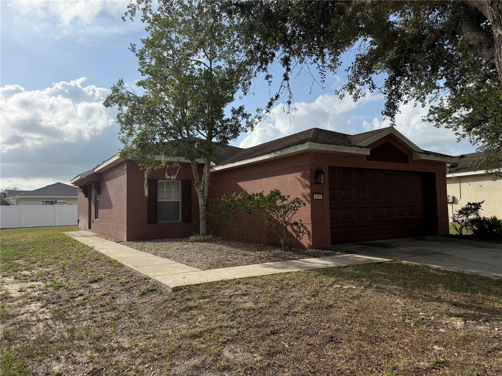 1188 Three Leaf Ln