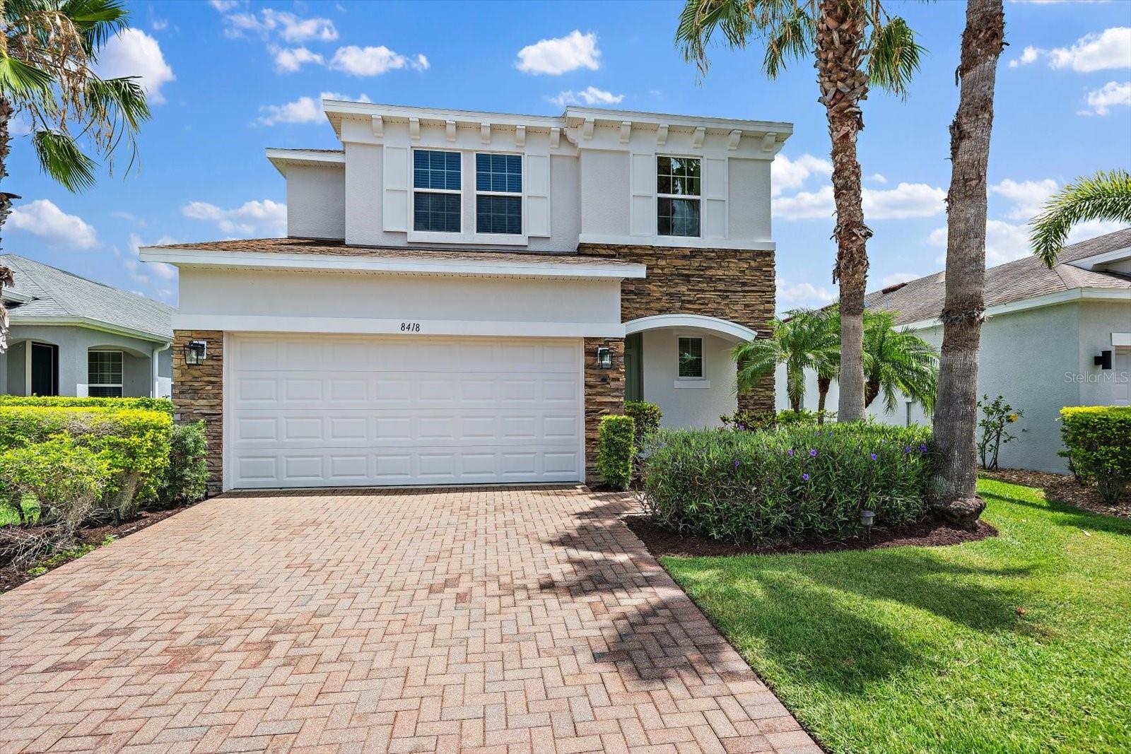 8418 Nandina Dr photo 1