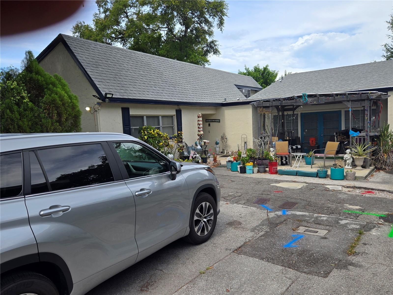 1118 Harris Ln photo 1