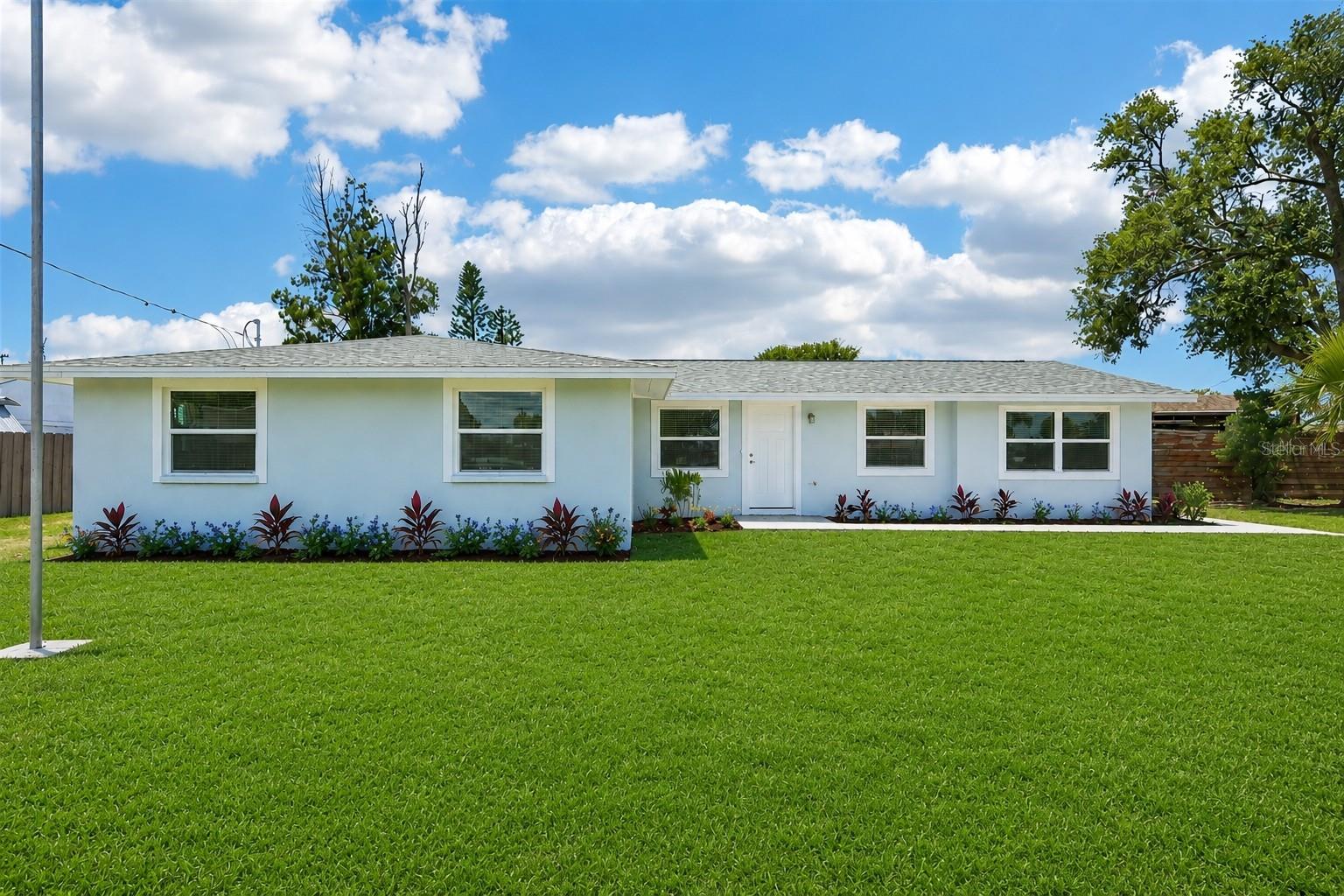 802 White Heron Blvd
