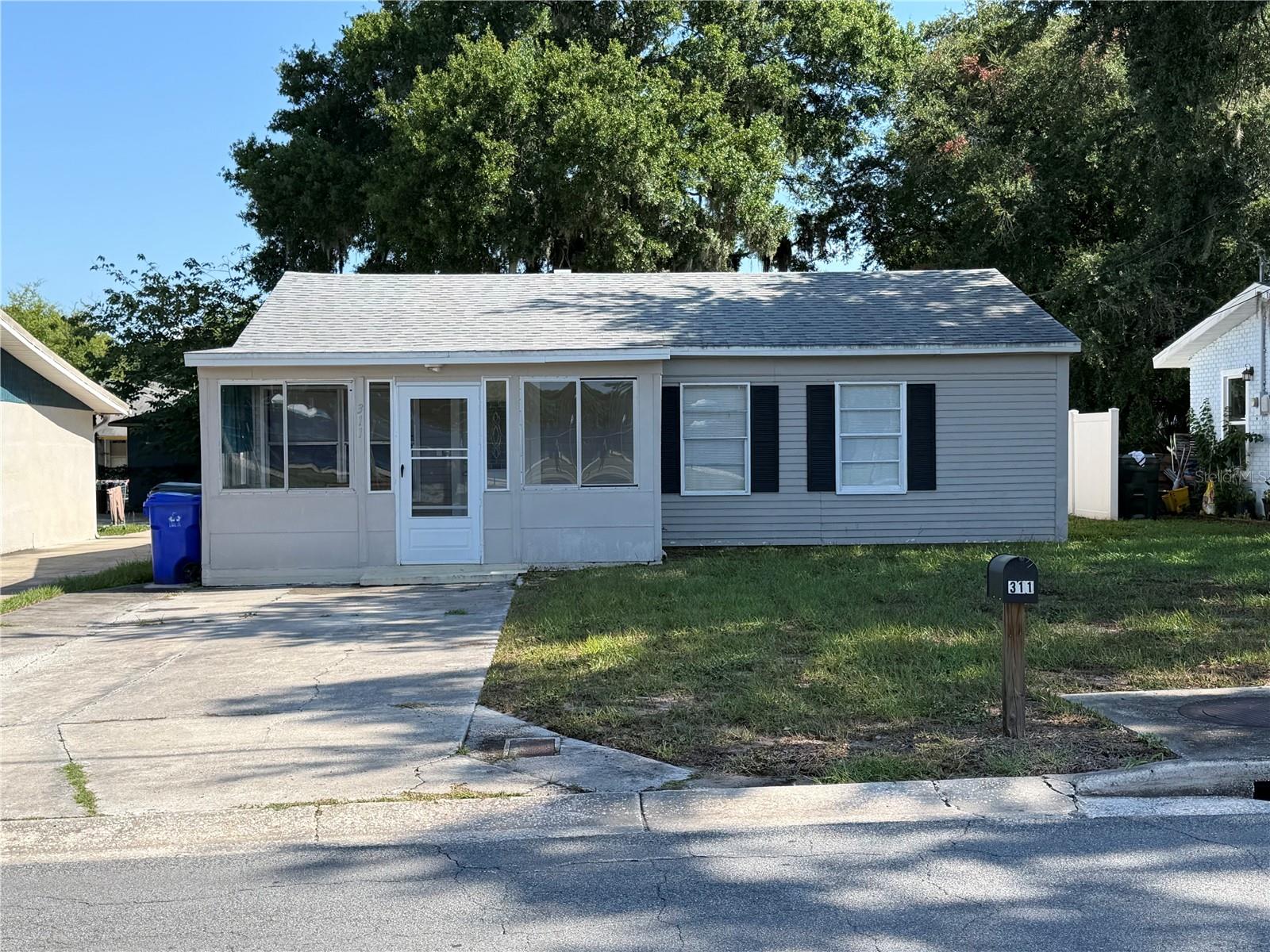 311 W Bella Vista St photo 1
