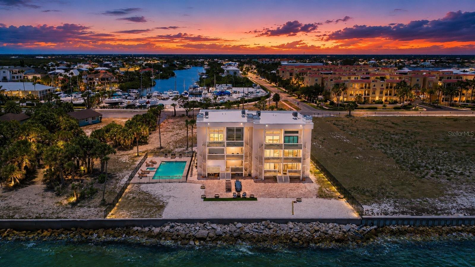 6504 Surfside Blvd #8