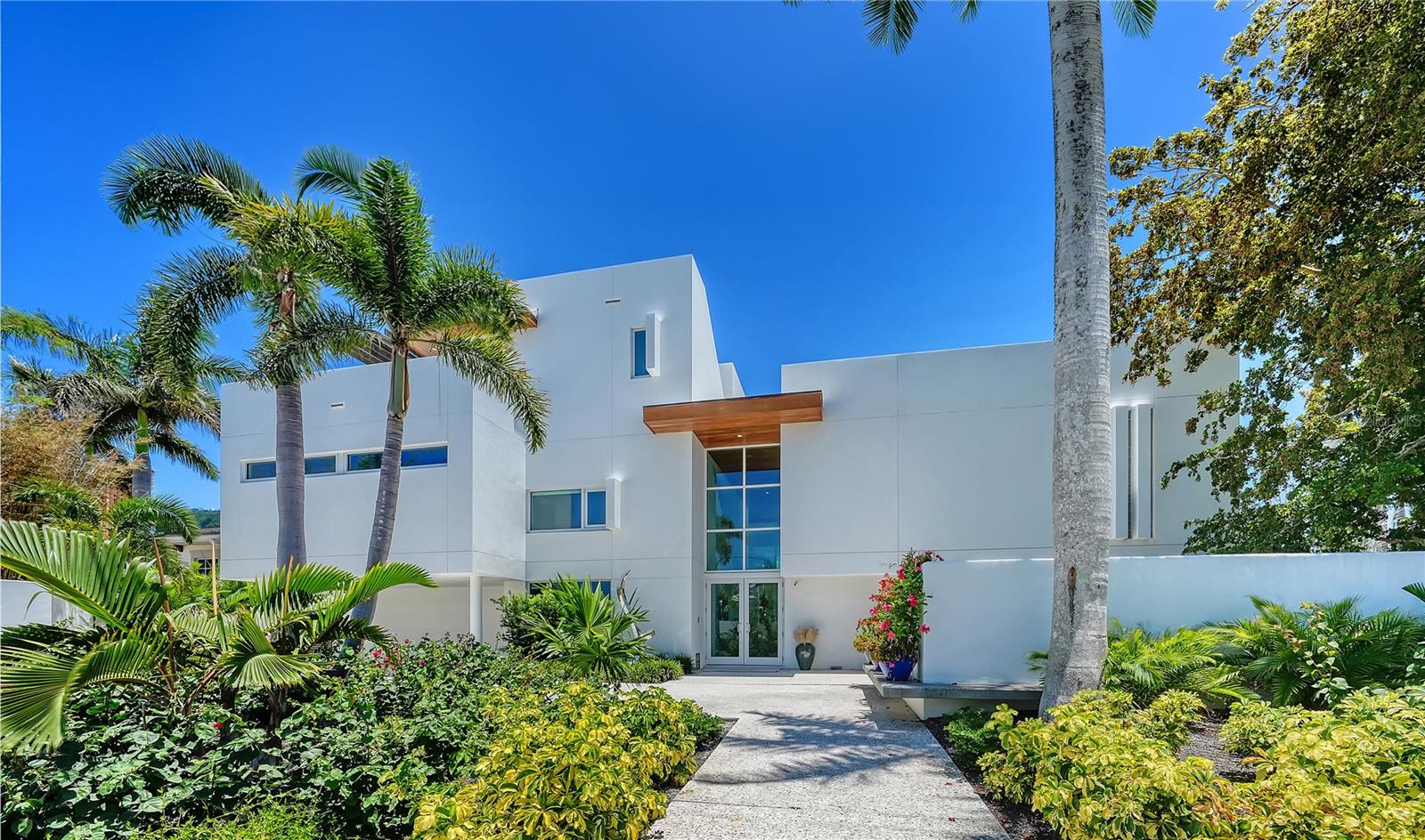 246 Morningside Dr