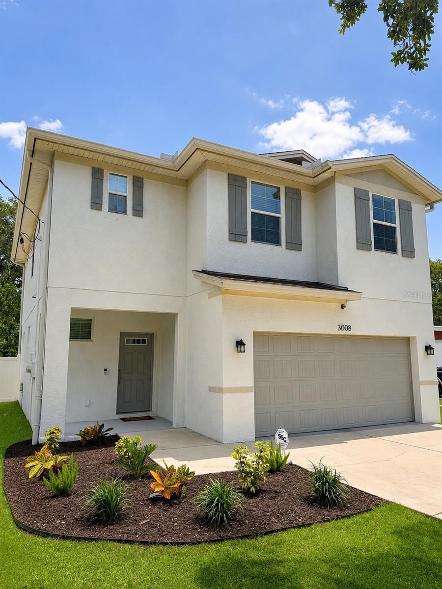 3008 E Sligh Ave