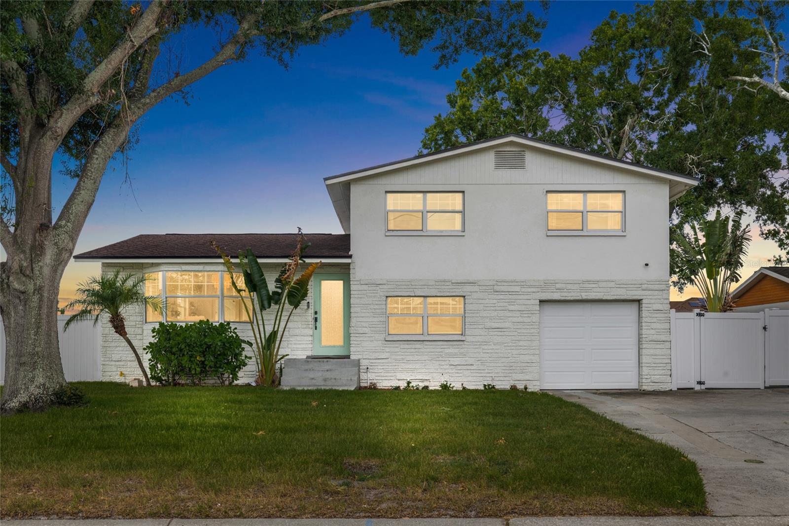 10716 Donbrese Ave photo 1