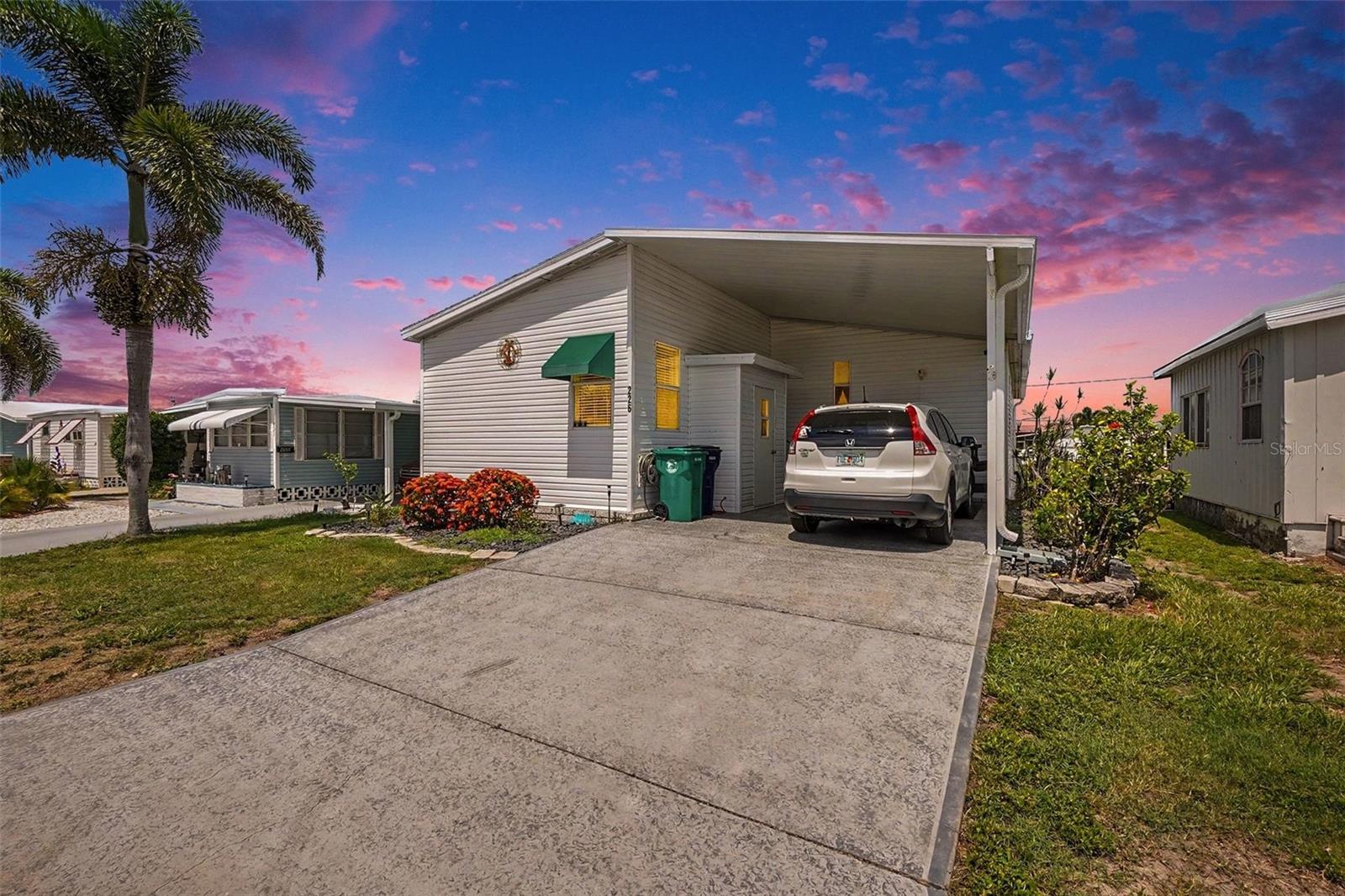 226 Bimini Dr photo 1
