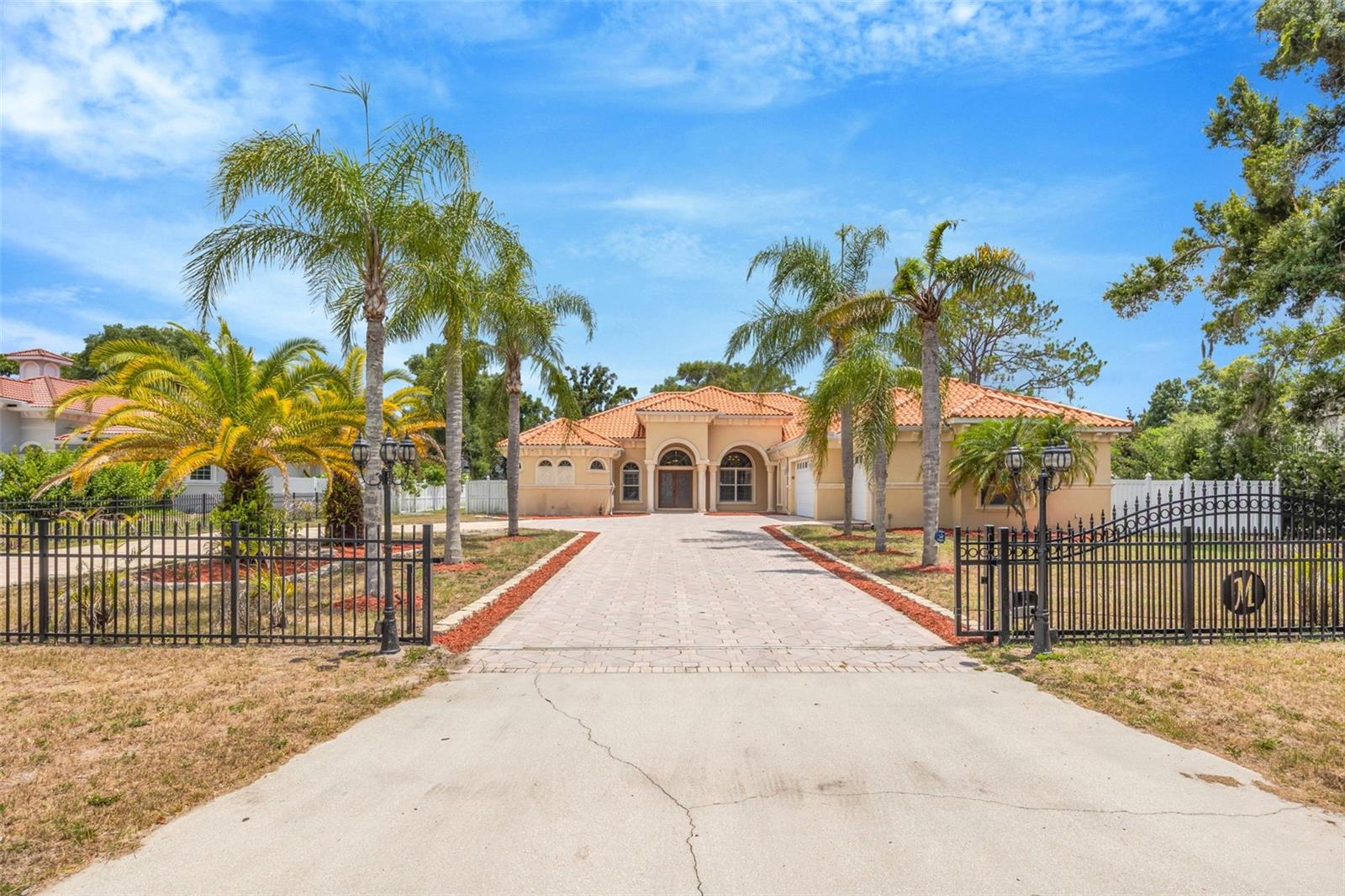 8610 Vivian Bass Way photo 1