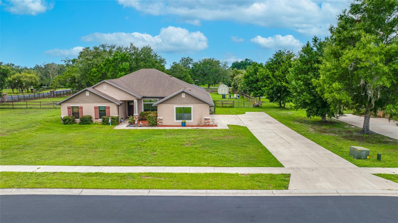 14311 Hill Country Ln photo 1