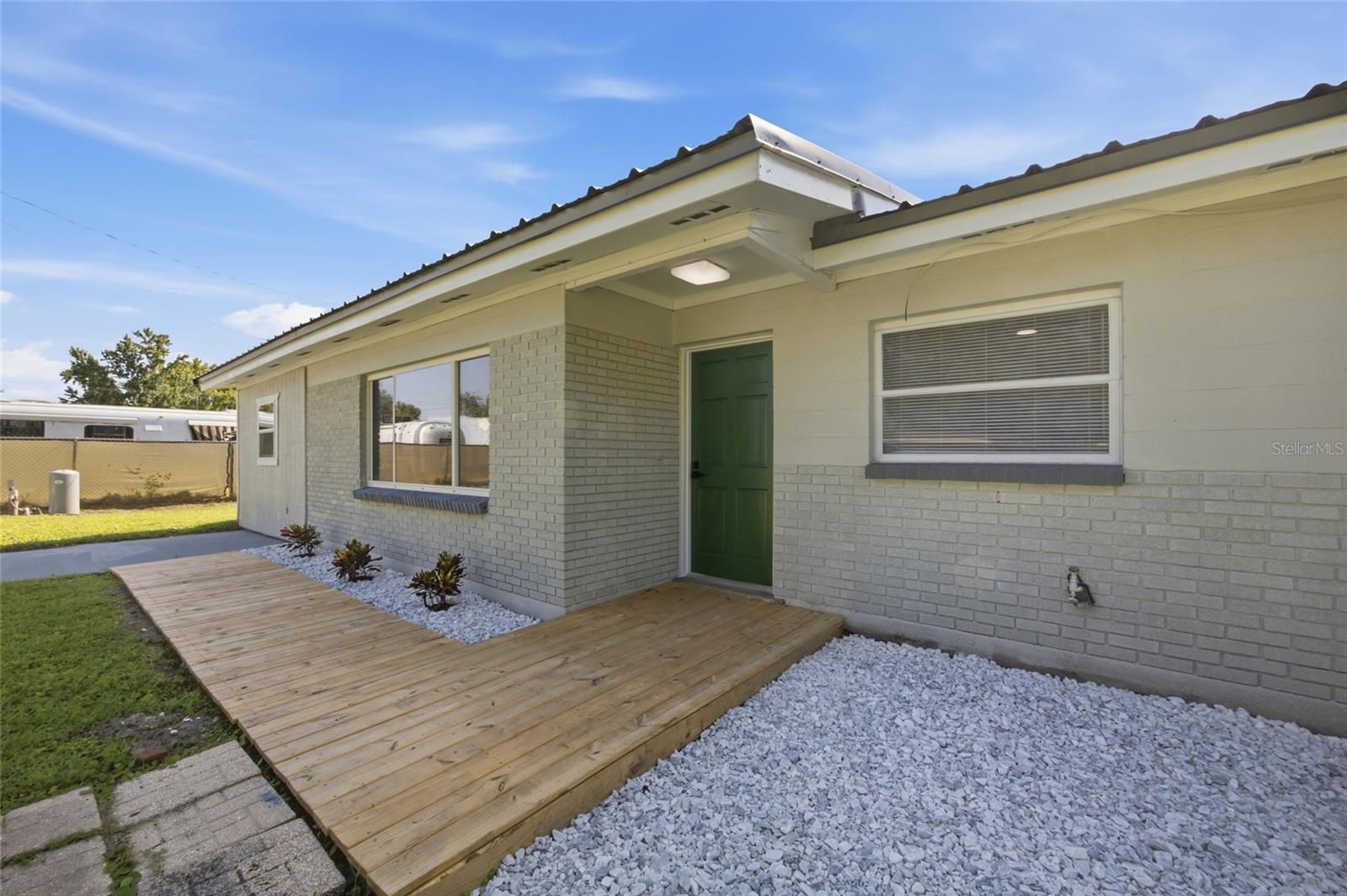 3502 Liles Ln photo 1