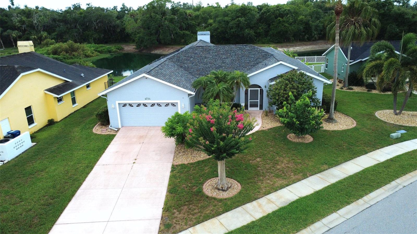 6734 60th Street Cir E photo 1