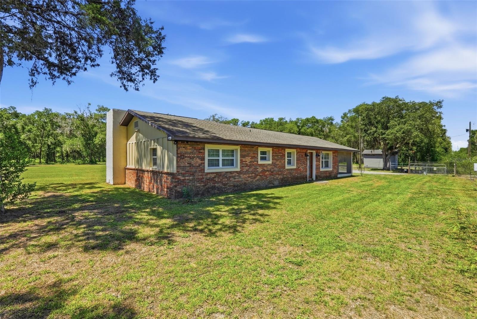 16700 Auburndale Ln photo 1