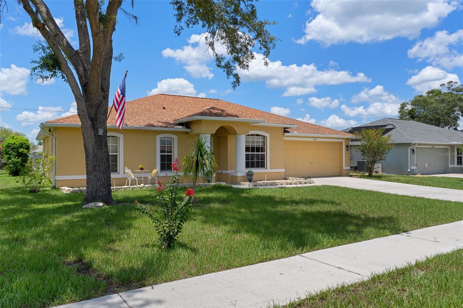15437 Deer Path Dr
