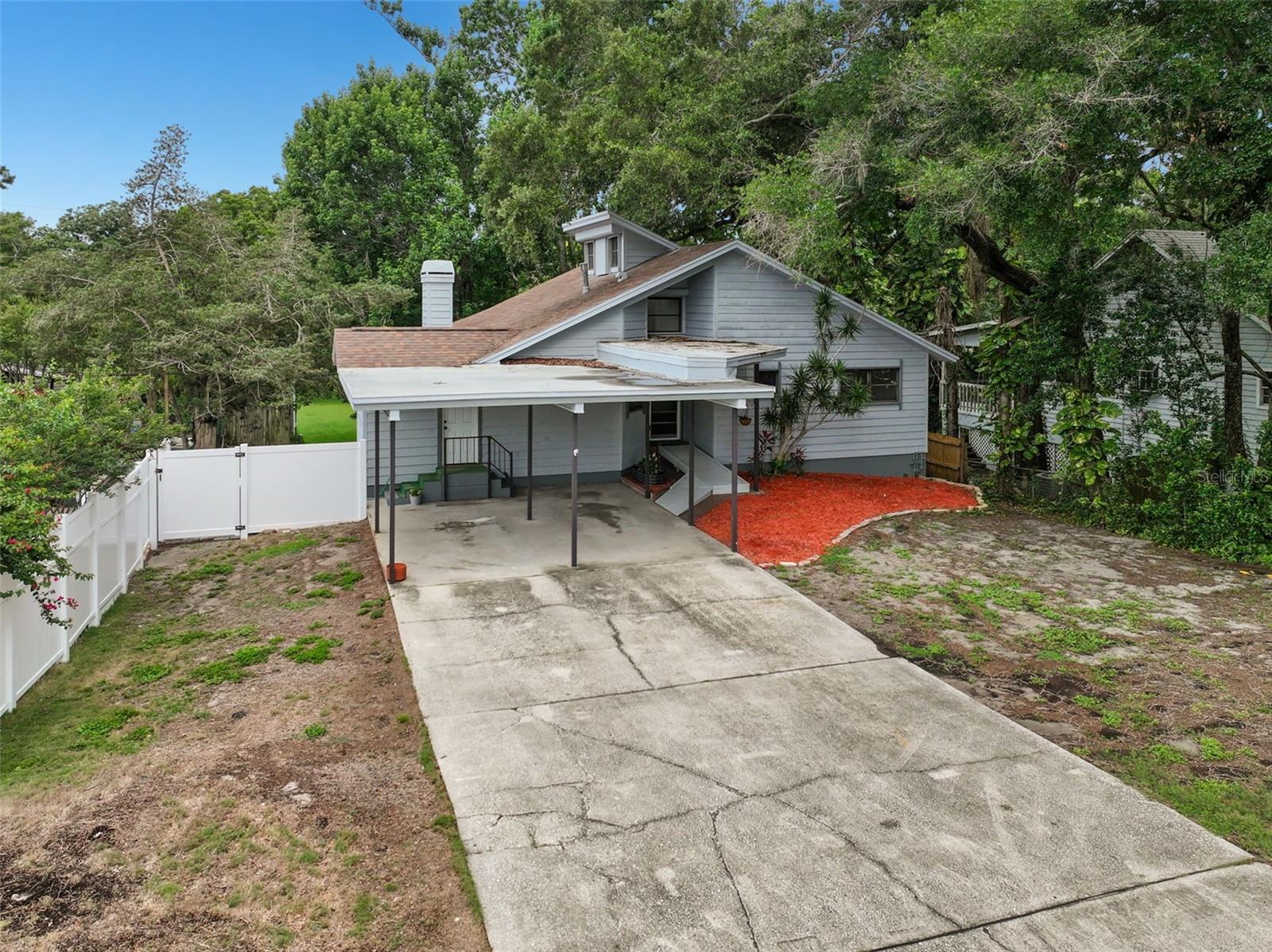210 Edgewood Ave
