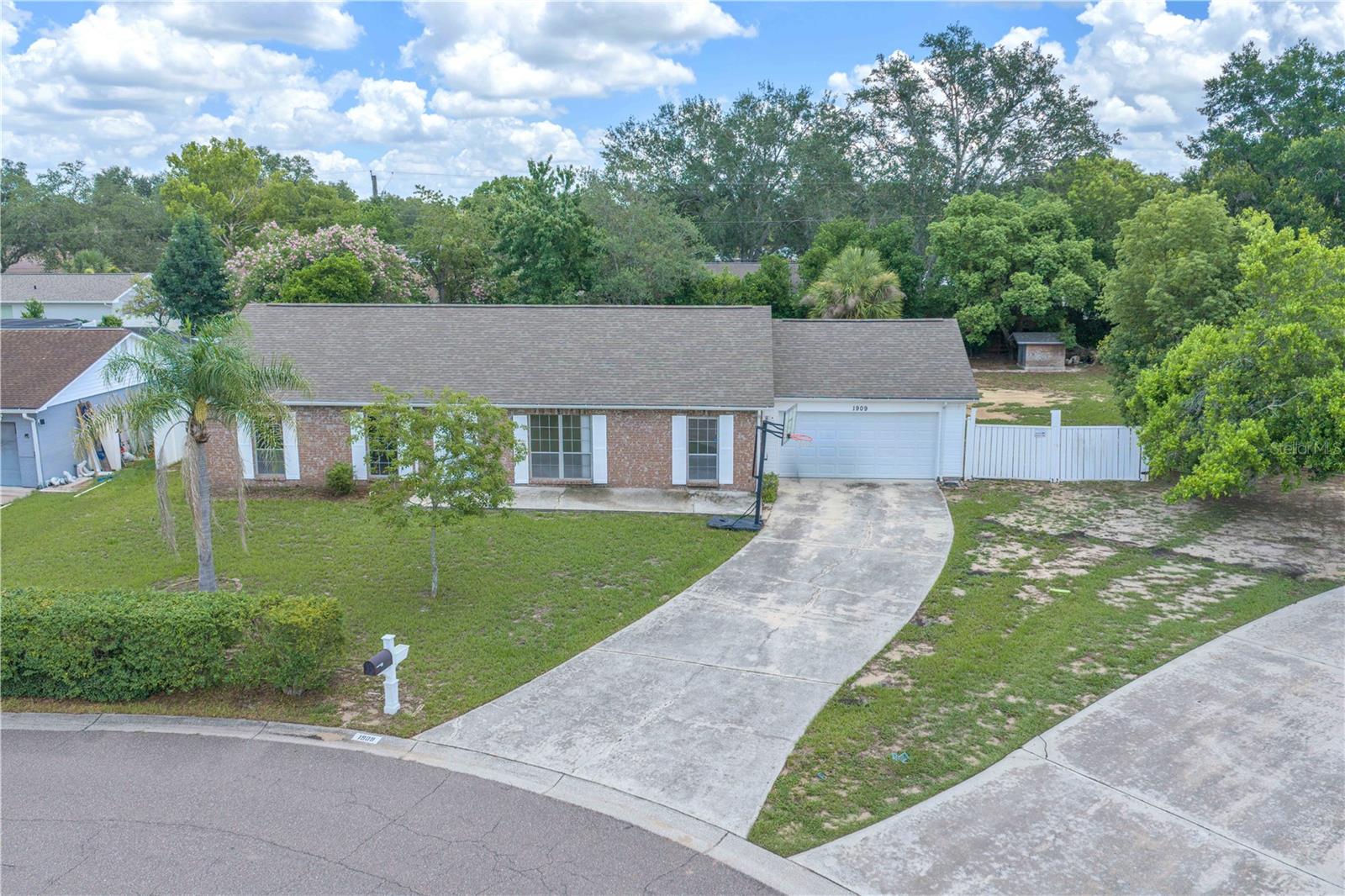 1909 Lido Dr photo 1