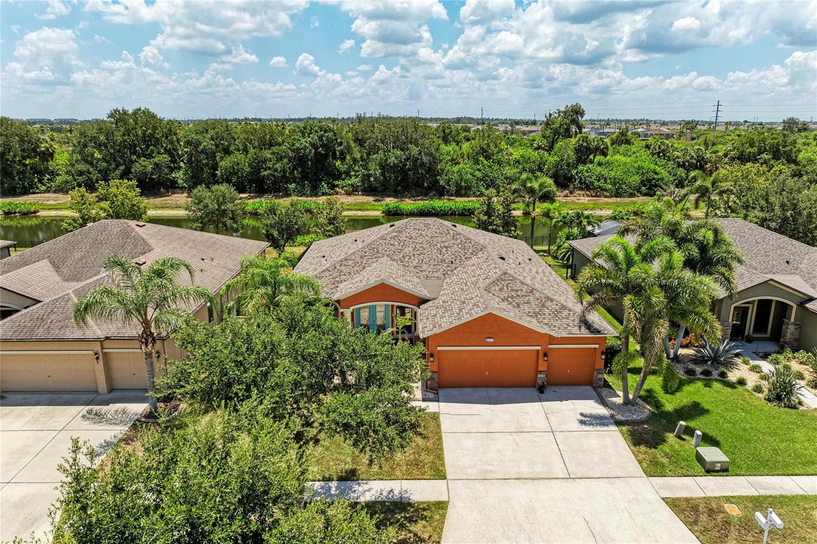 316 Star Shell Dr
