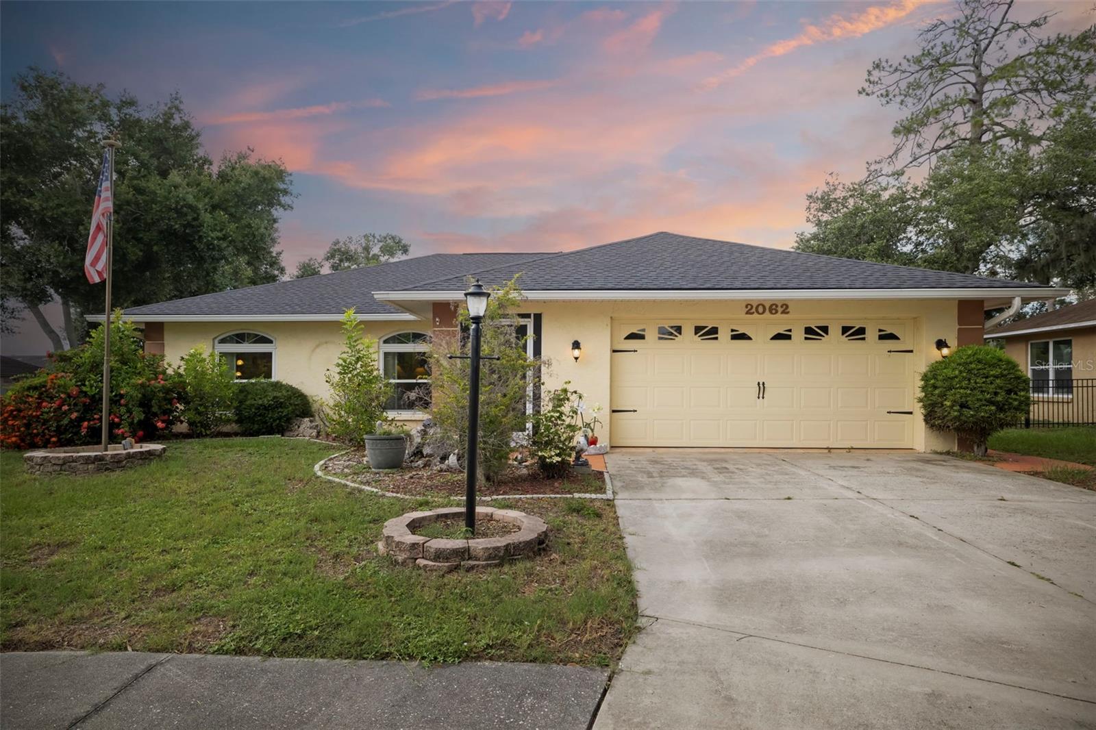 2062 Old Arbor CT