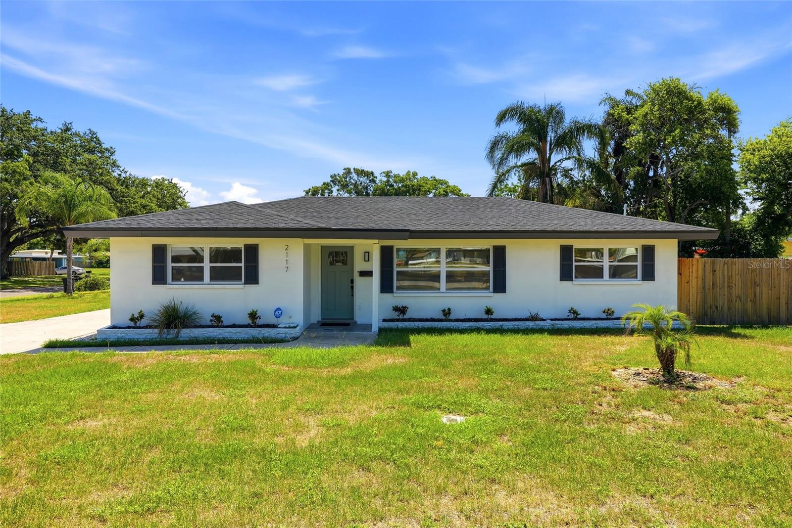 2117 N Hercules Ave