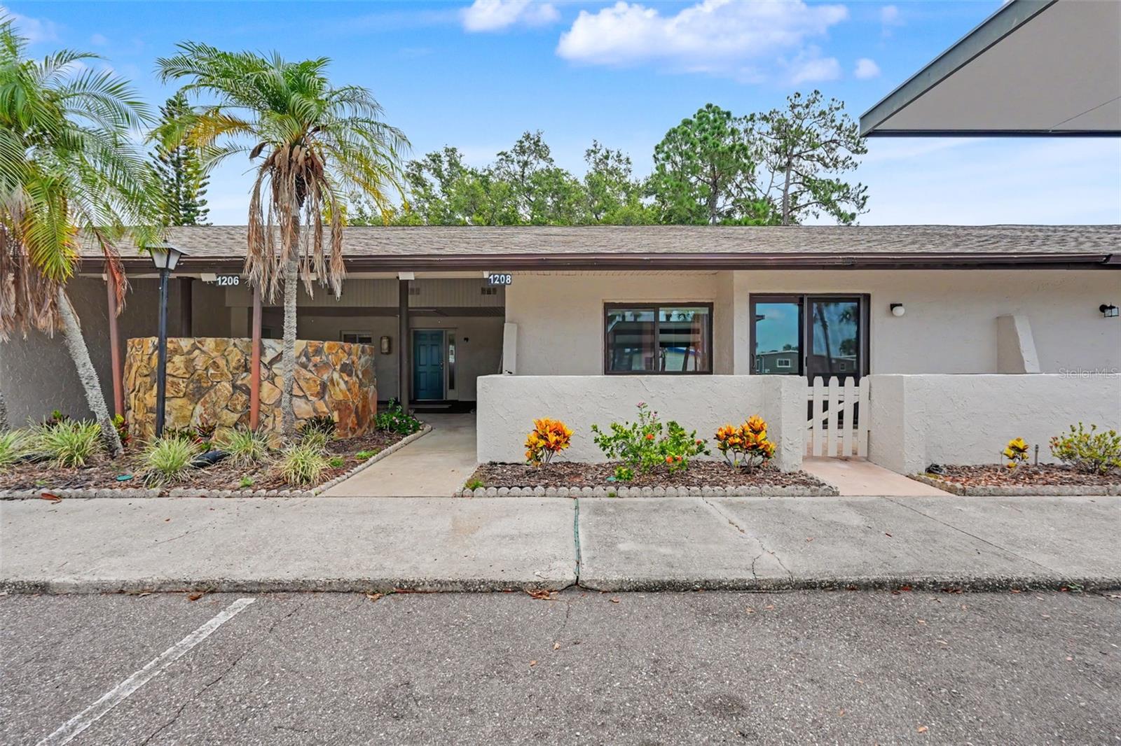 1208 Highland Ave SE #121 photo 1